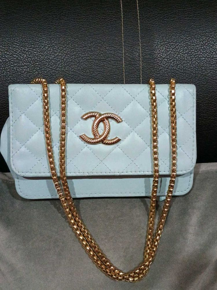 🎀Brand New Sling Bag 🎀
