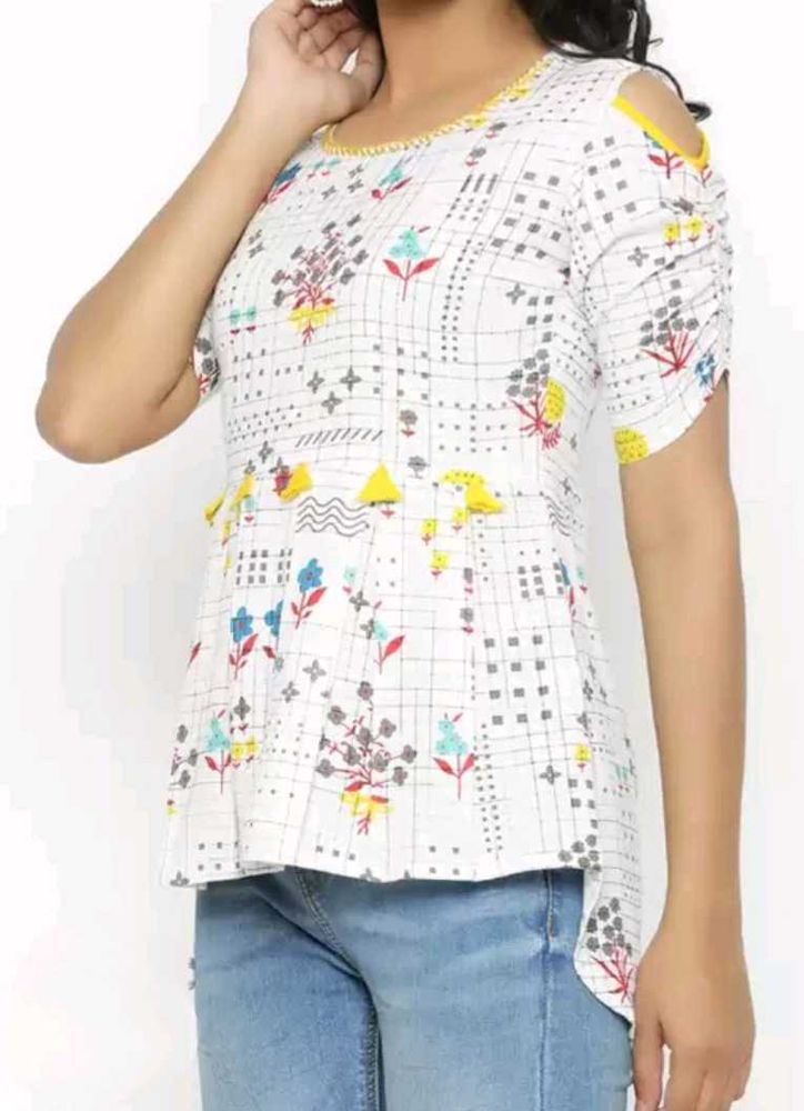Floral Print Cold Shoulder Top