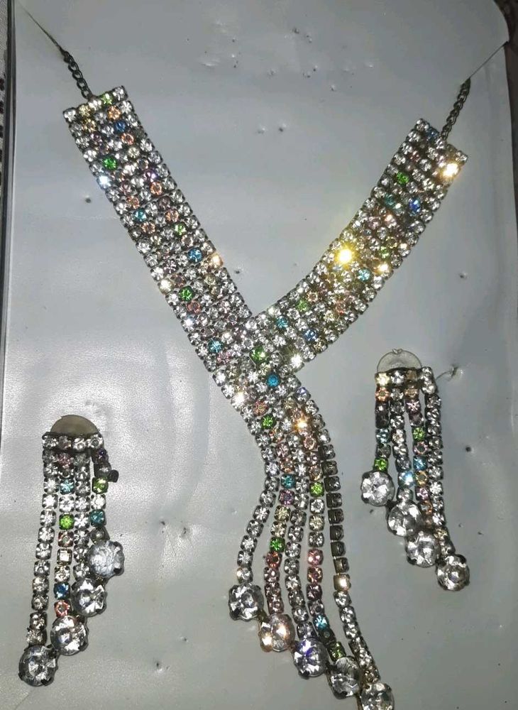 Rhinestone Necklace &amp; Earring Set