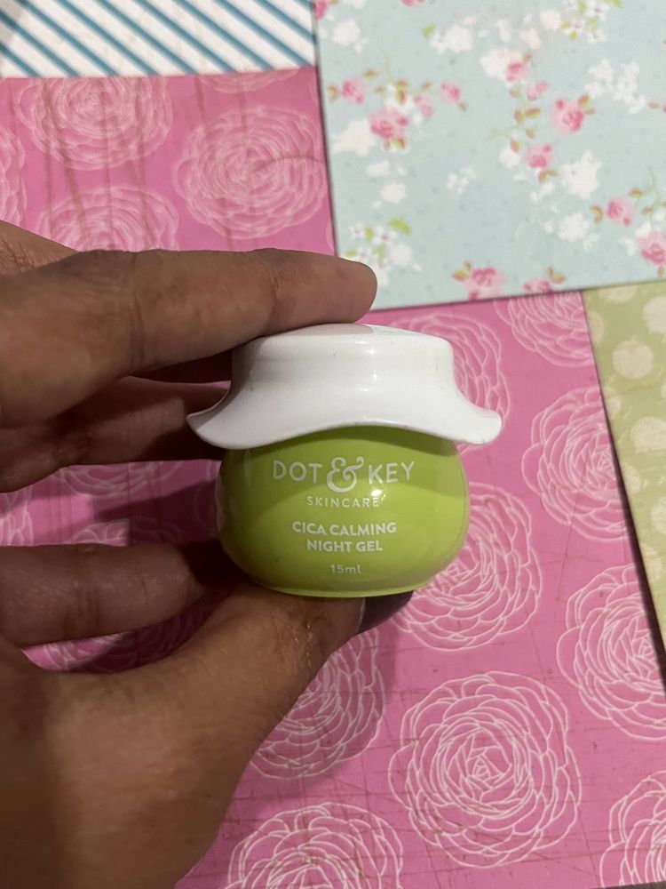 Dot &amp; Key Cica Night Gel