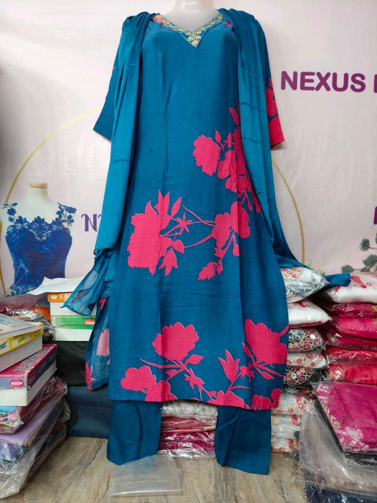 Brand New Very Soft Fabric Suit