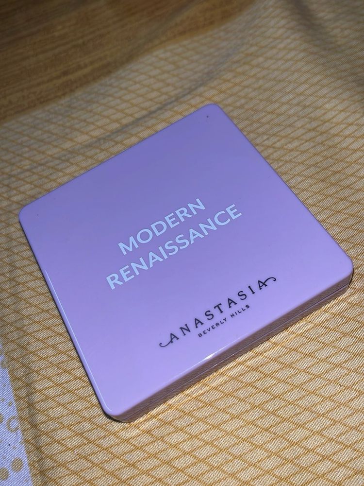 Anastasia eye pallet