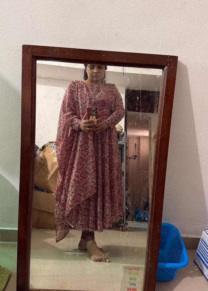 anarkali gown with duppta