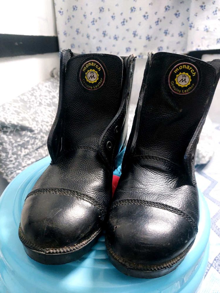 Monarch Leather Boots