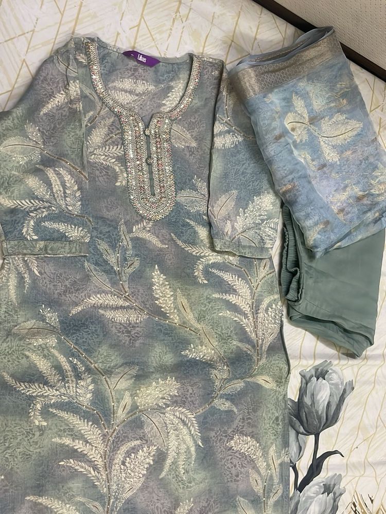 Elegant Kurta Set with organza duptta