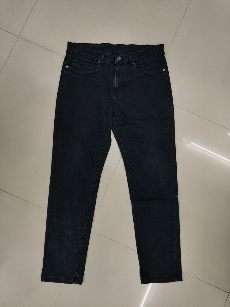 Zudio Dark Grey Slim Fit Jeans + Roadster Tshirt