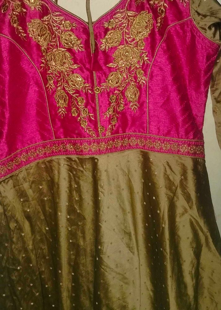 Elegant Pink &amp; Gold Kurta Set