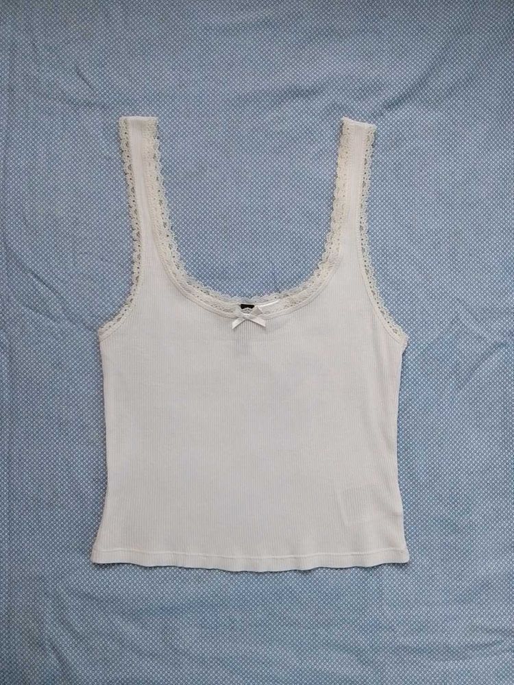 ⊹₊ ⋆ Lace-Trimmed Cami top ⋆ ₊⊹