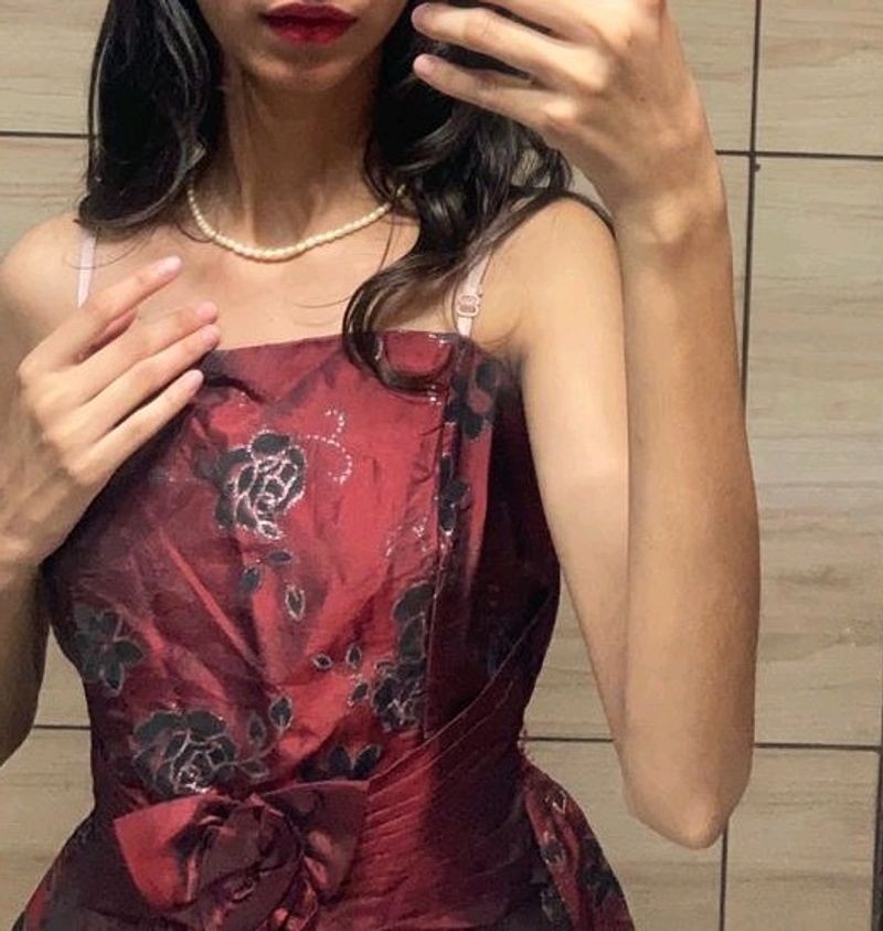 Red Flower Party Dress 🌹