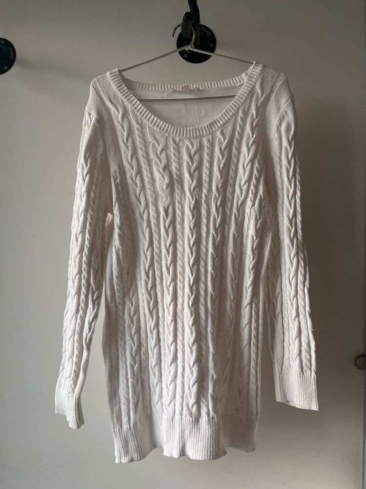 Classic Ivory Cable-Knit Sweater