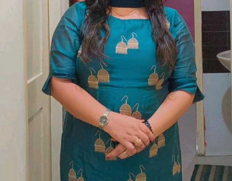 Beautiful Suit Set With Net Dupatta