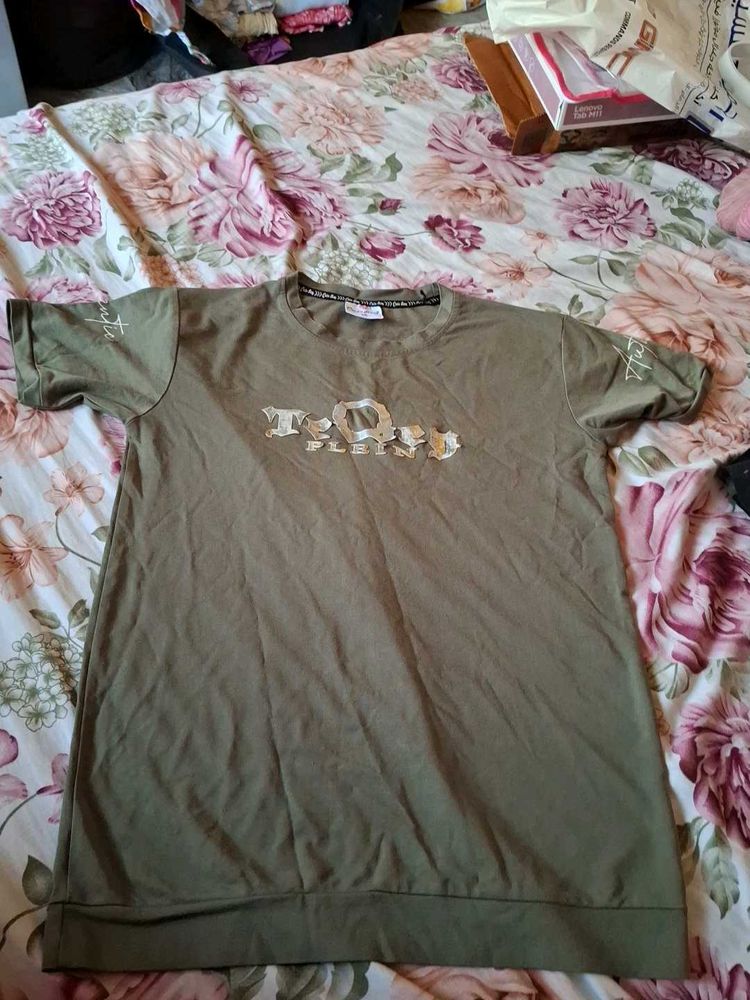 Casual Olive Green T-Shirt