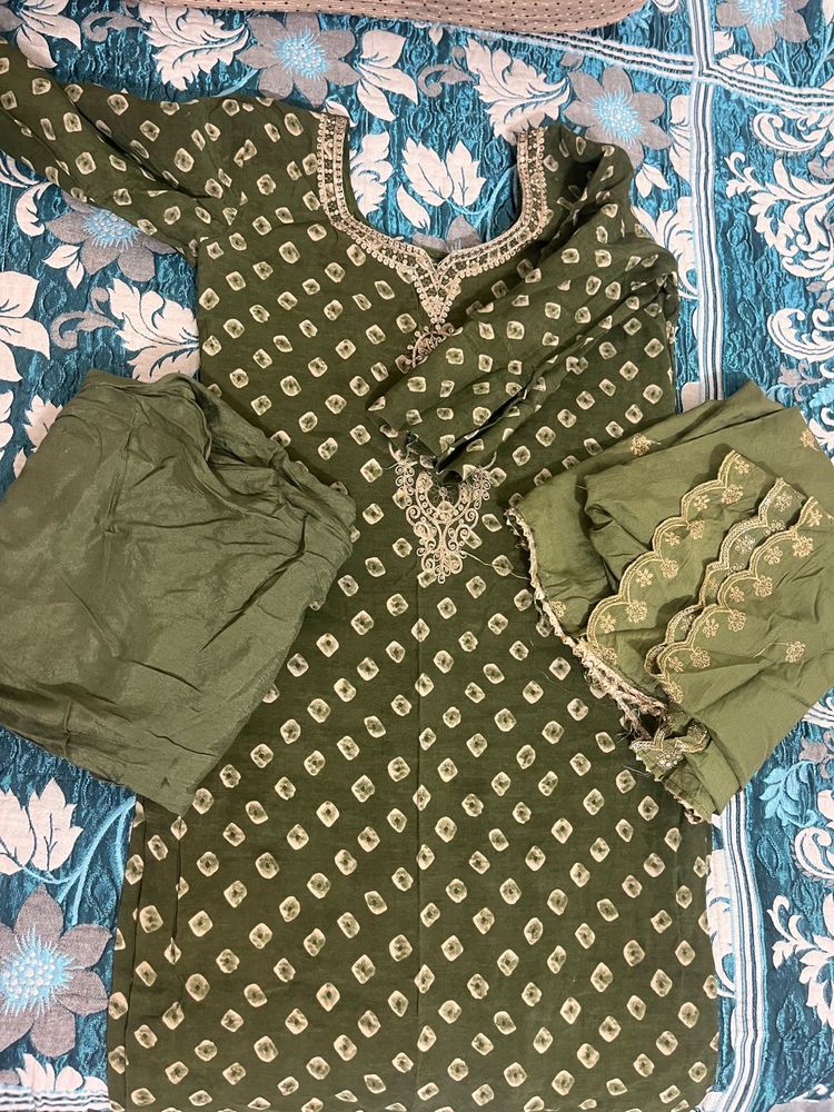 Olive Green Bandhani Kurta Paint