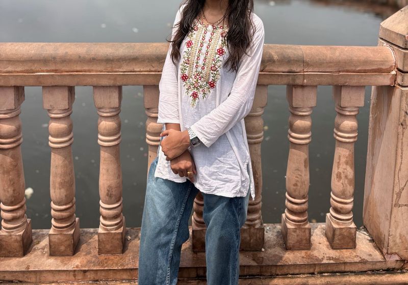 Embroidered White Kurti