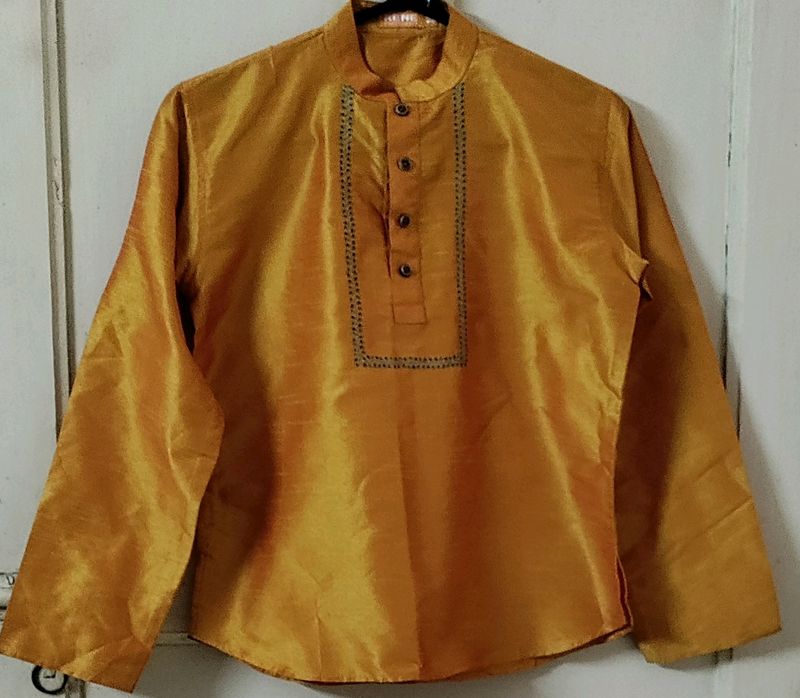 Boy&#39;s Short Kurta