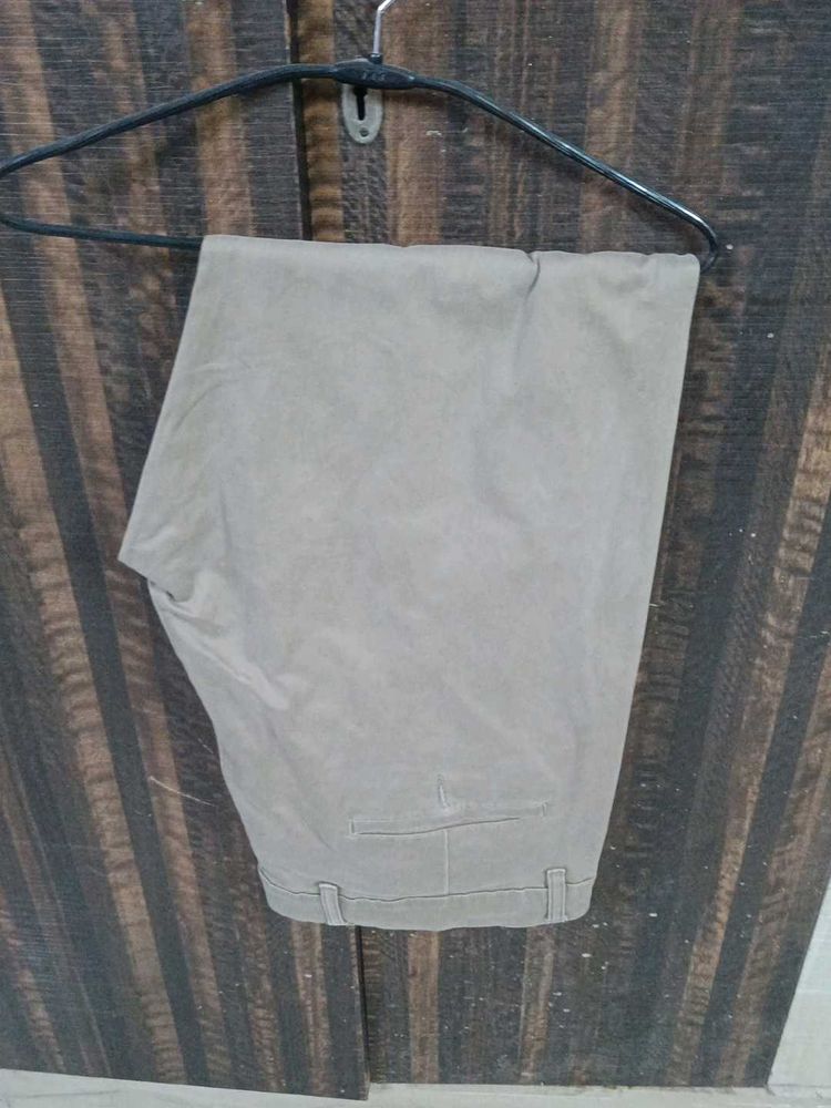 Men&#39;s Khaki Pants