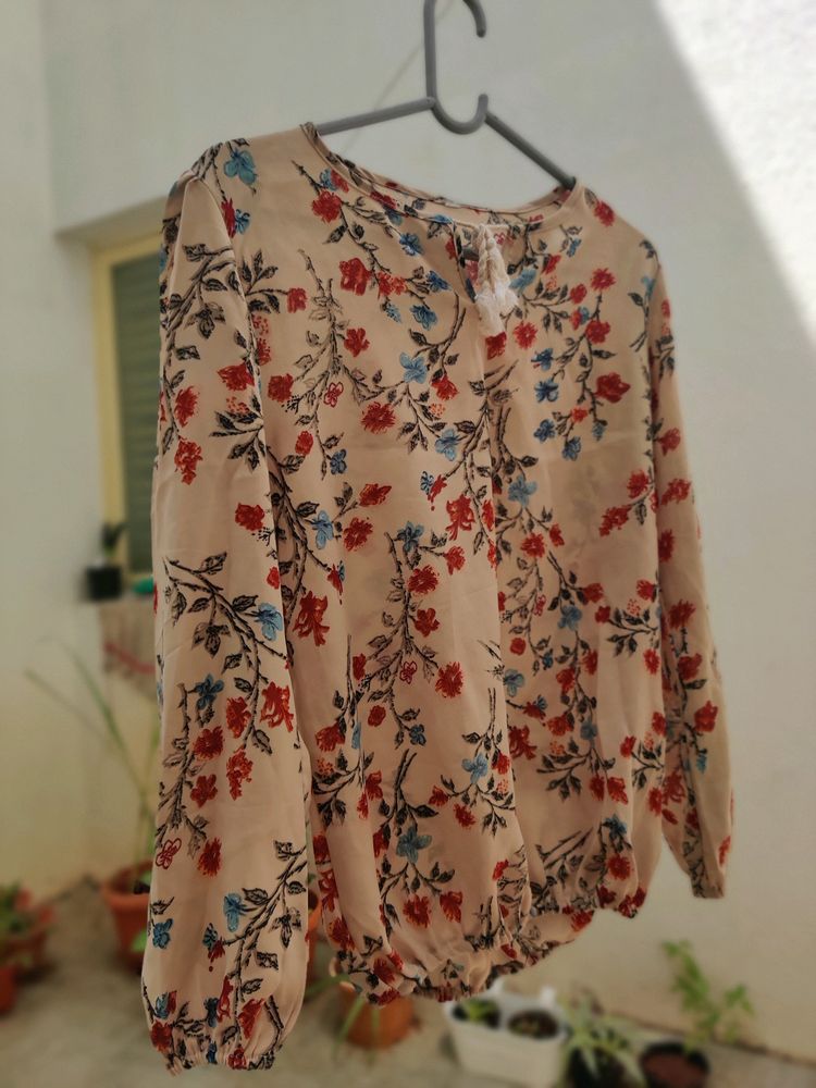 Beige M size Floral Formal Casual women&#39;s top