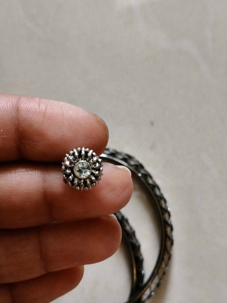Black Metal 2 Bangle And 1 Nose Stud