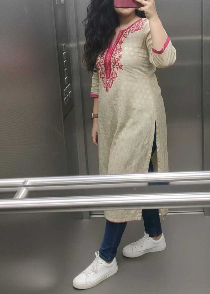 Pink Embroidered Kurta (XXL)