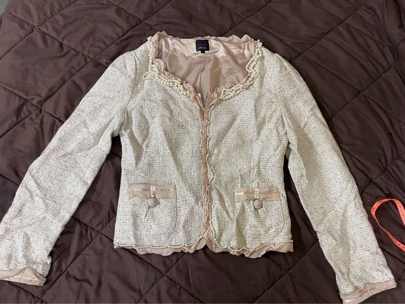 Pretty Korean Blazer Cum Top