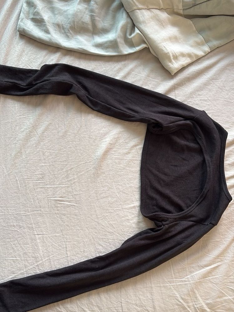 Black Cutout Long Sleeve Bolero Top