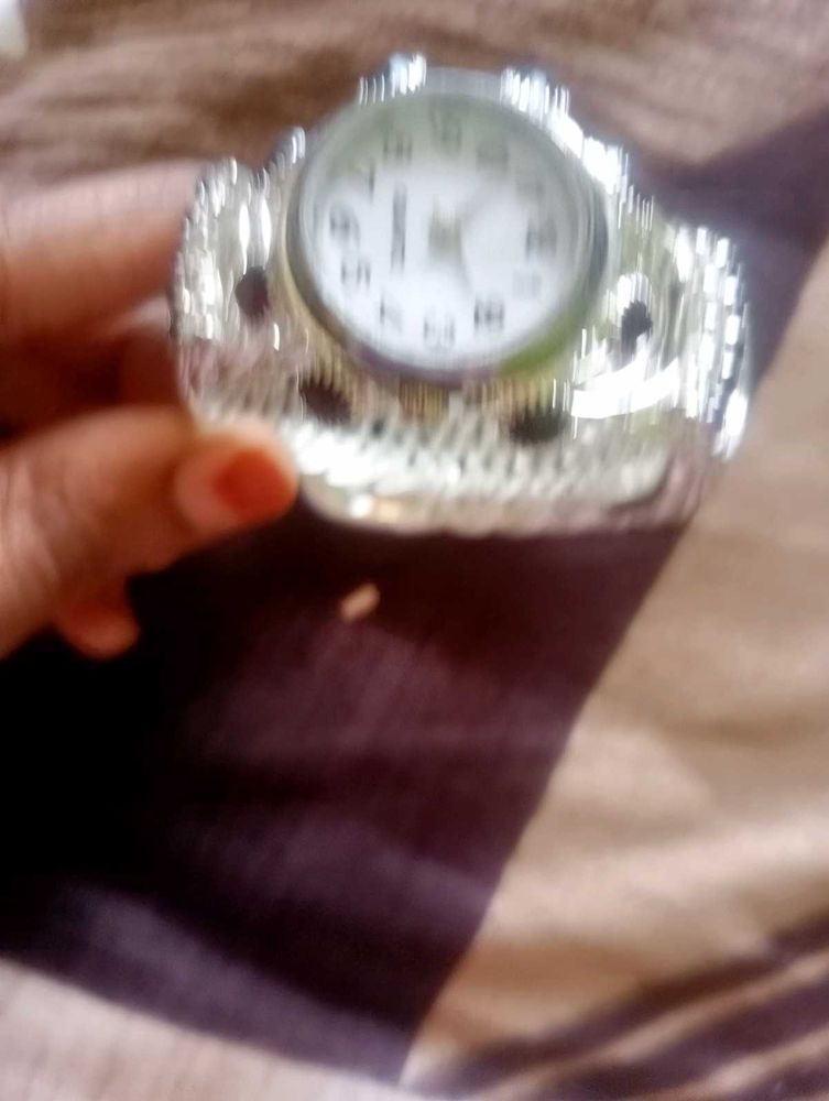 Gorgeous Stone Bracelet Watch For Women
