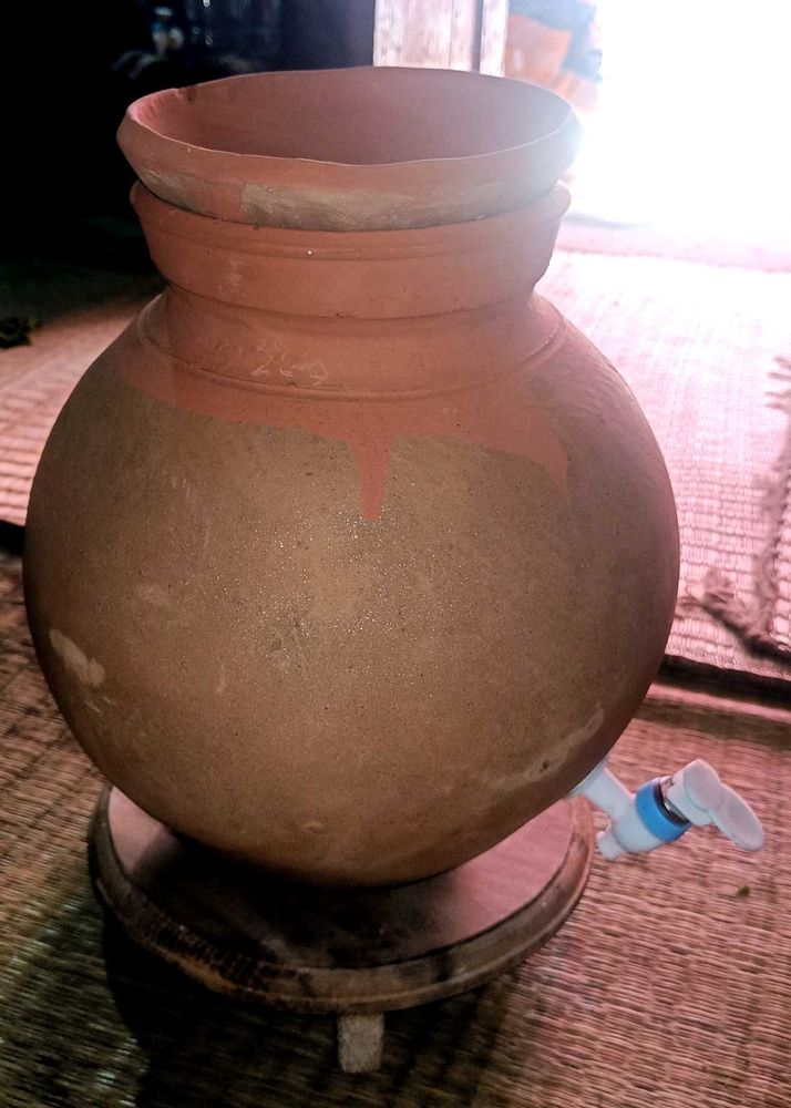 Water Pitcher, made entirely of clay, 7 liters