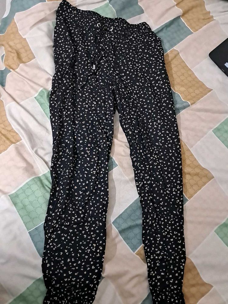 Small Dotted Shaped Print Pants