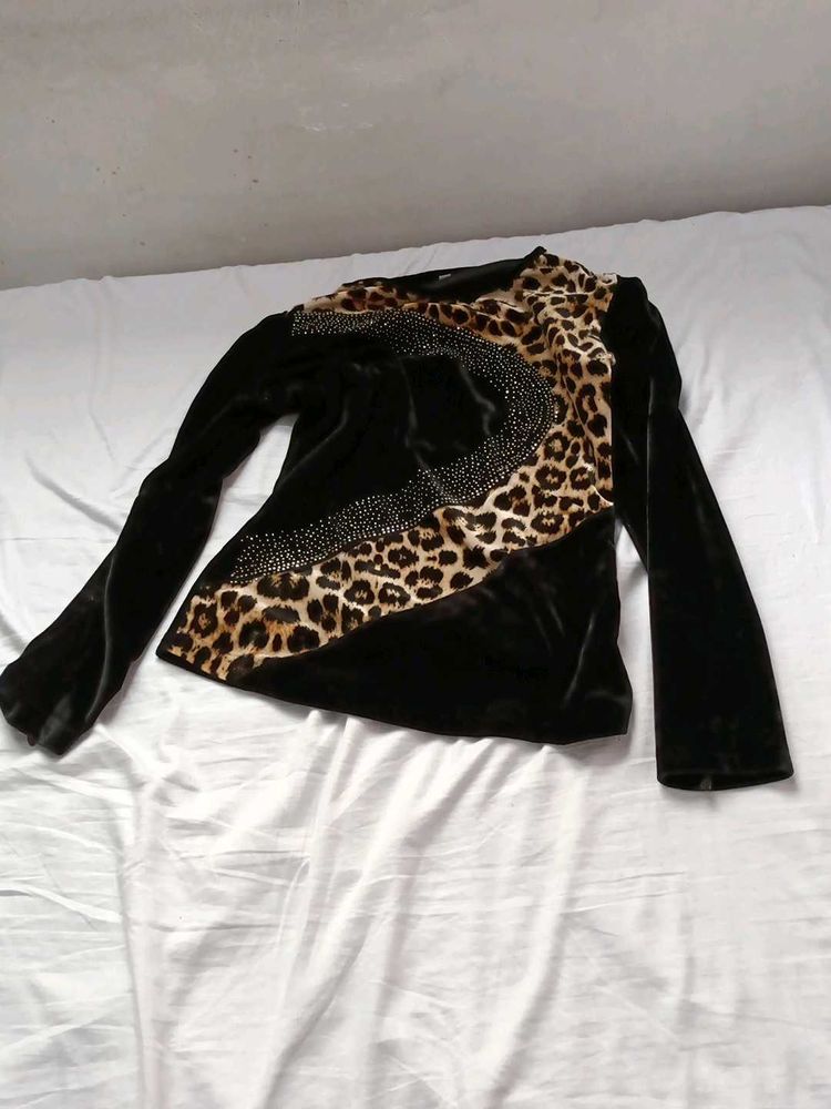 Leopard Top (₹139)