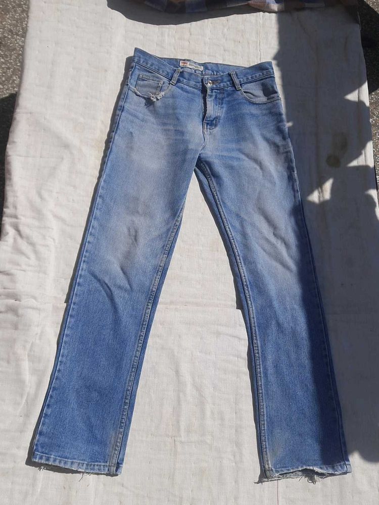 Flared Ripped Style