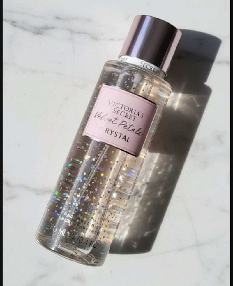 Victoria&#39;s Secret Velvet Petals Crystal Body Mist
