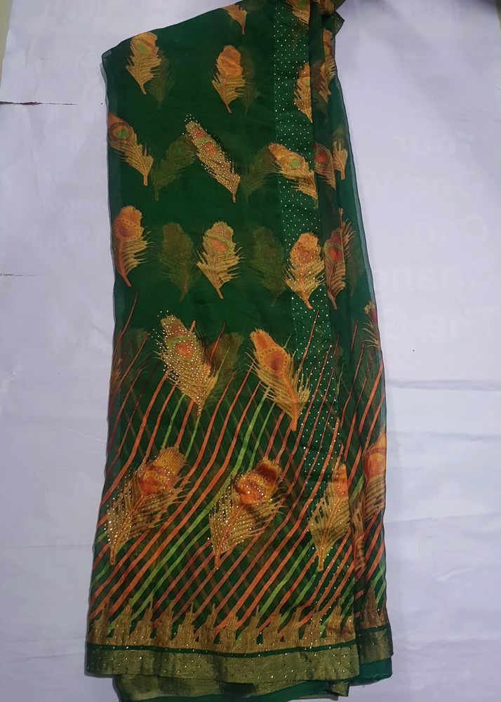 Green Saree With Orange Contrast Blouse