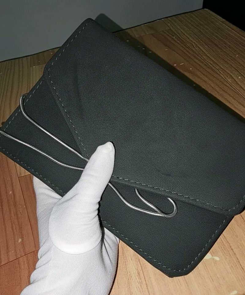 Elegant GREEN Clutch