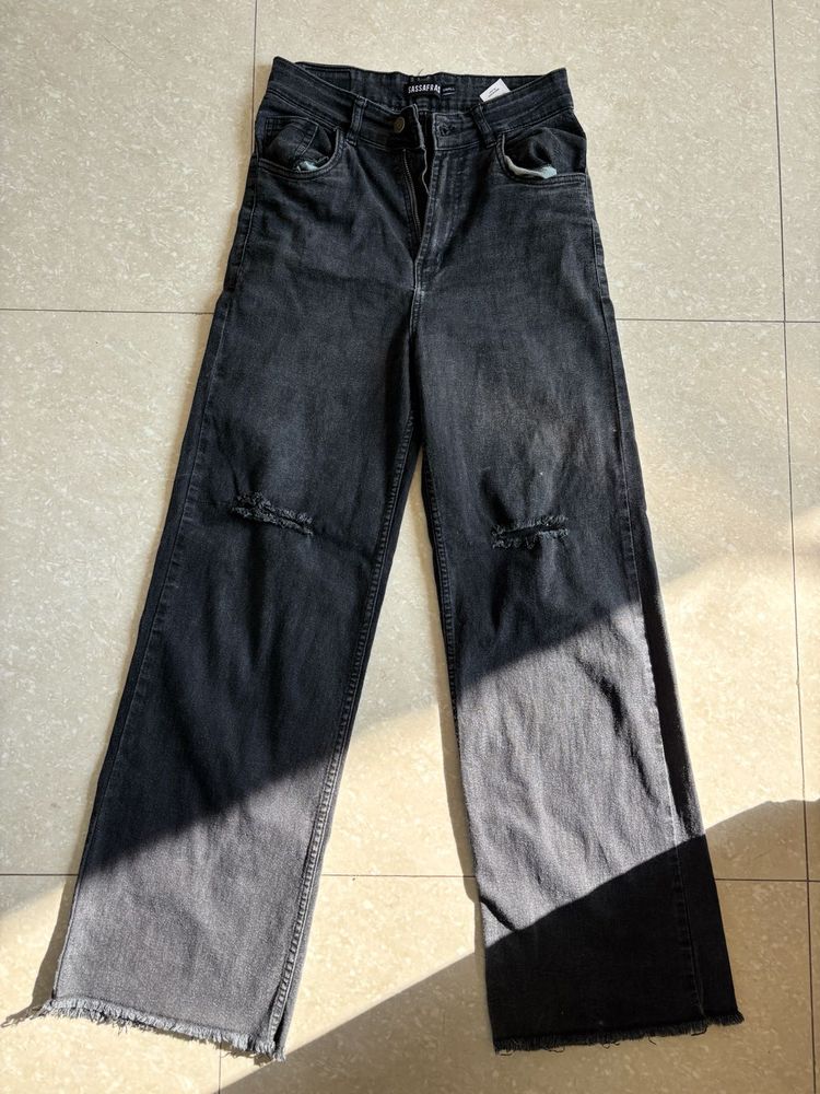 Sassafras charcoal ripped Jeans