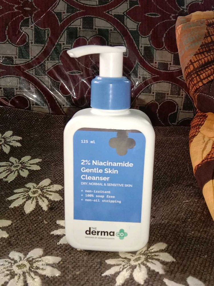 2% Niacinamide Gentle Skin Cleanser