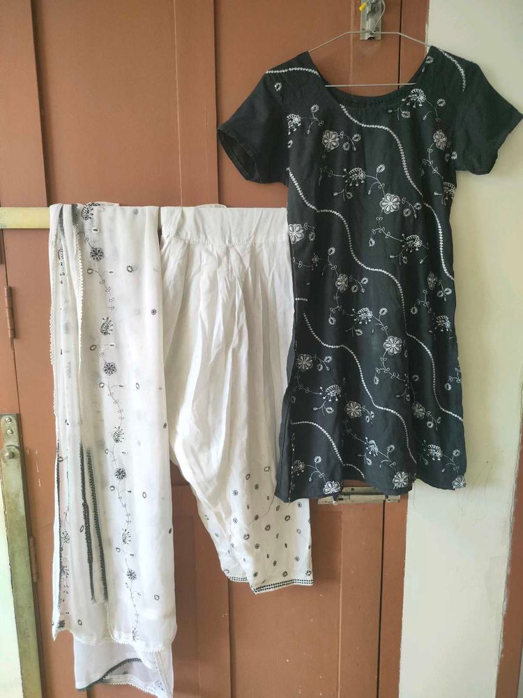 Black Embroidered Kurta Set