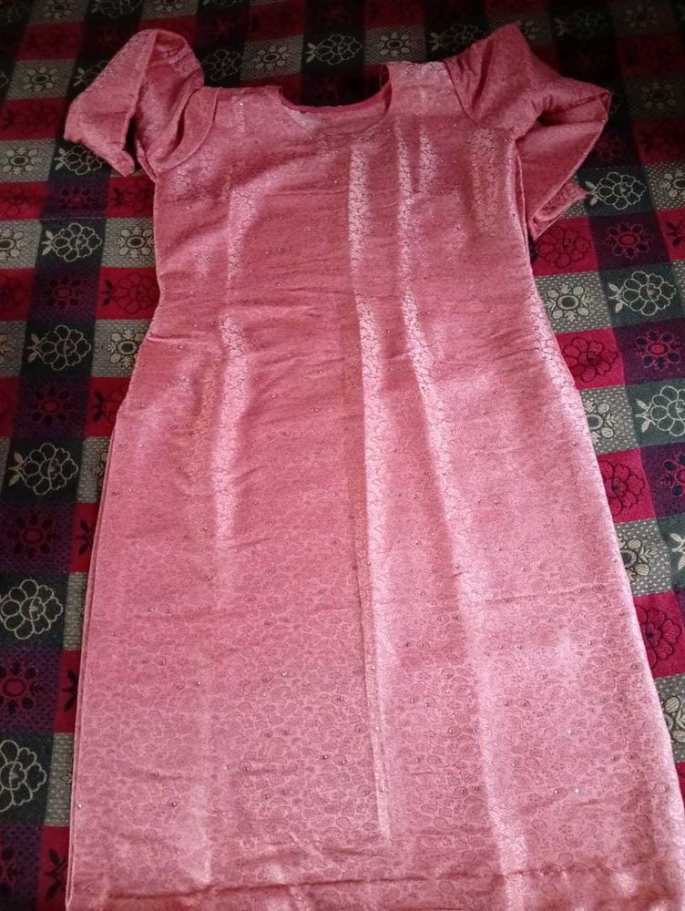 Banarasi Pink Suite With Viving Work