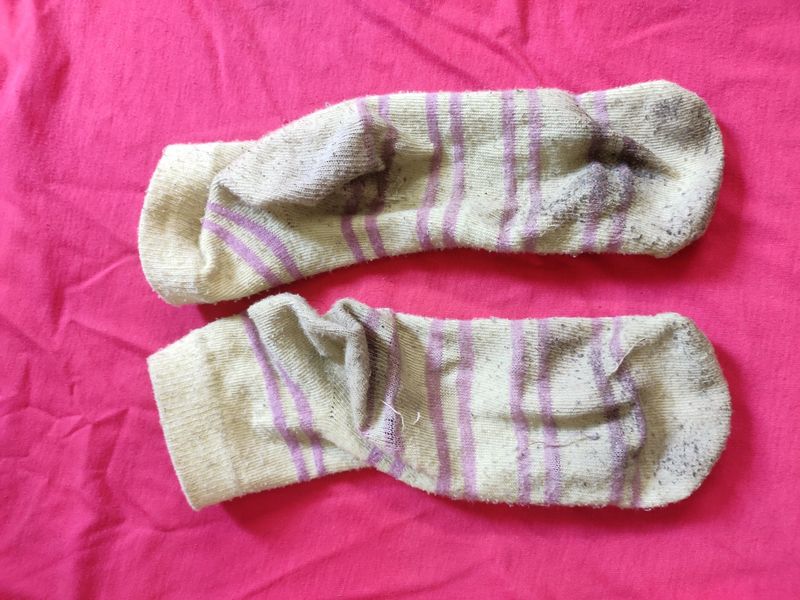 4 Preloved Socks