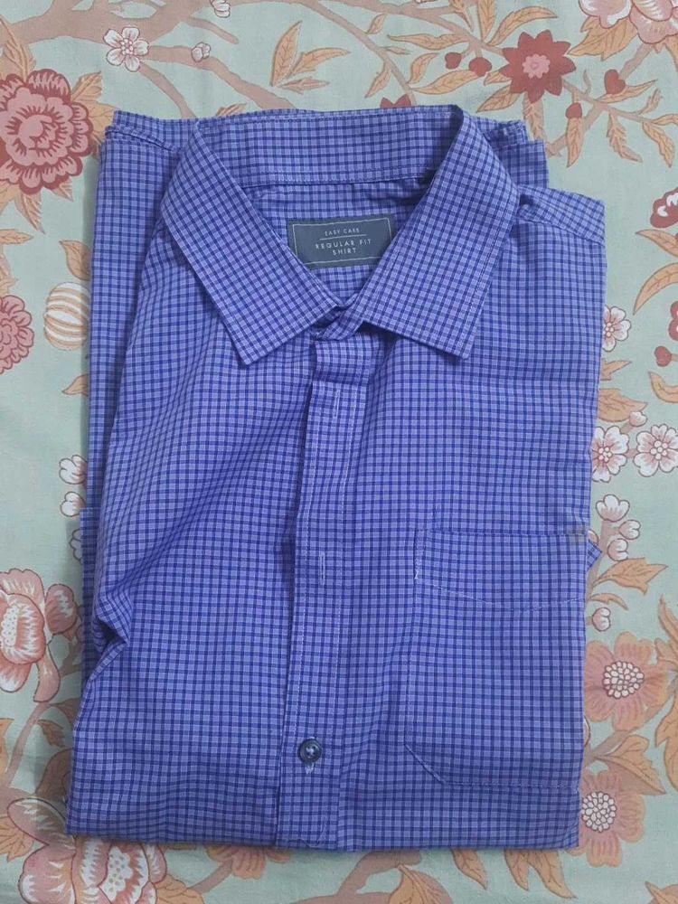 Men&#39;s Checkered Shirt