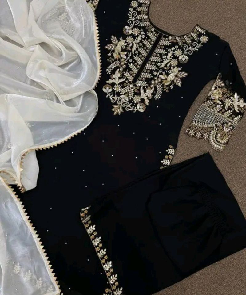 Heavy Bridal Kurta , Pant With Dupatta Set