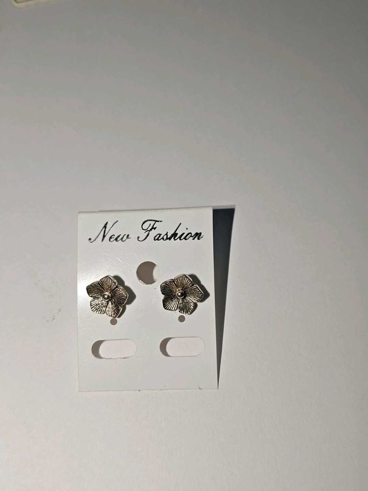 Flower Stud Earrings