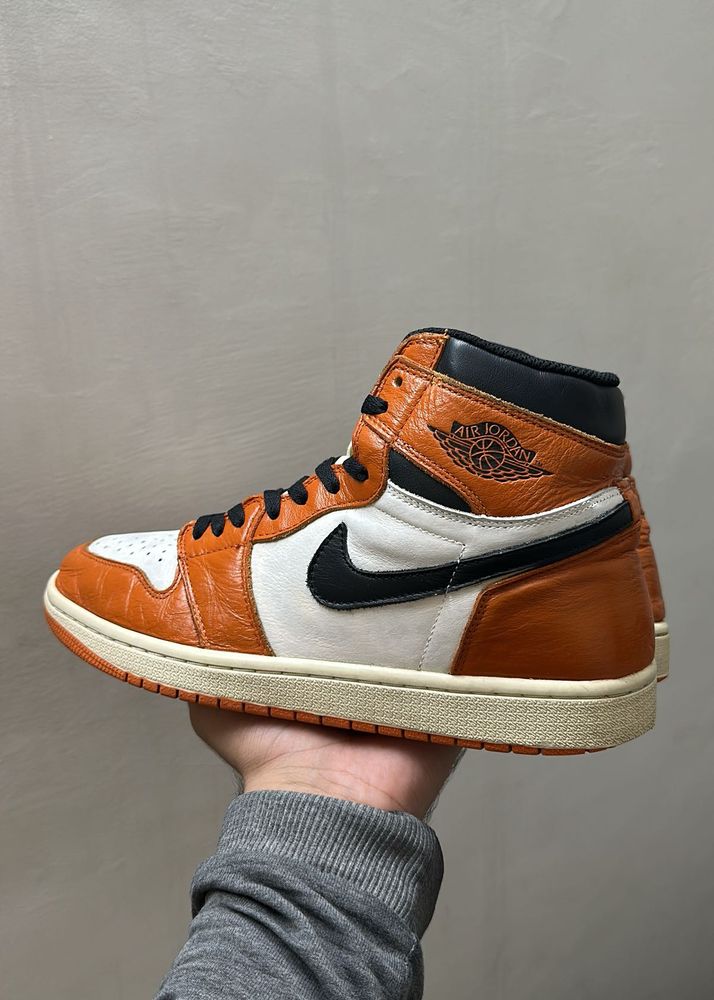 *100% AUTHENTIC* Air Jordan 1