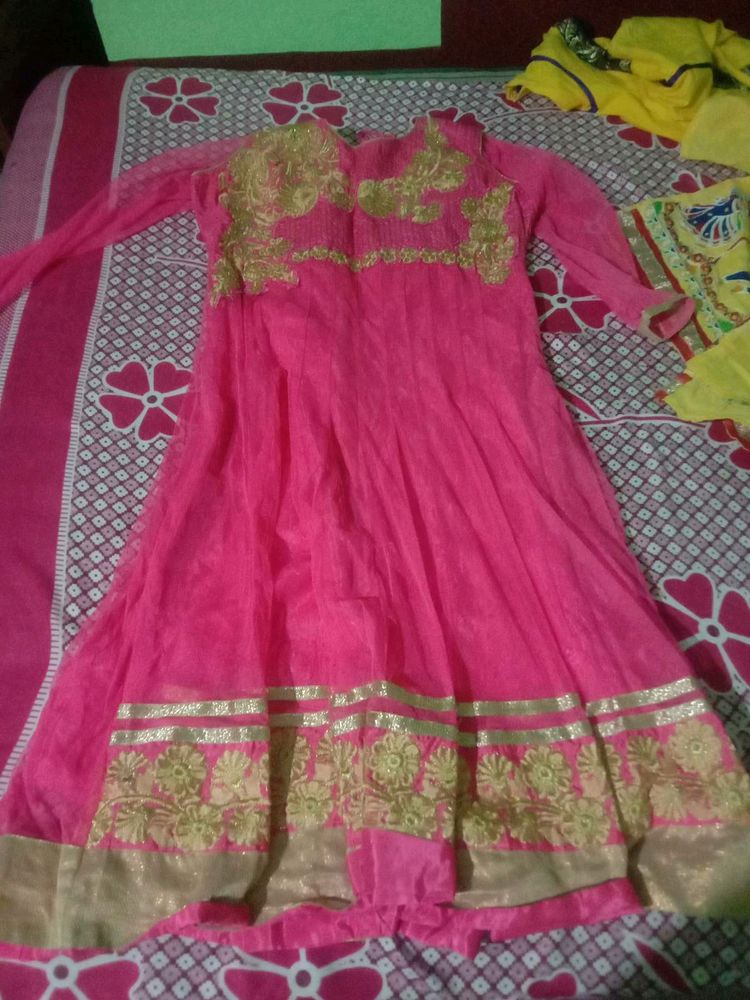Girl&#39;s Dress 2
