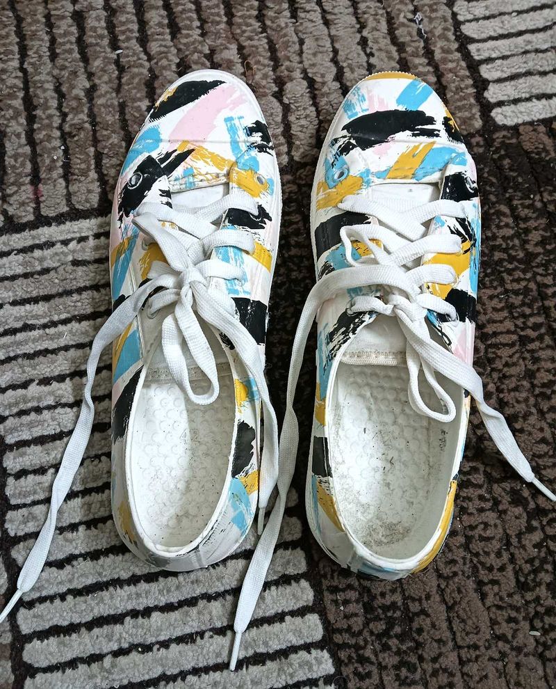 Zudio Colorful Casual Shoes 🌈