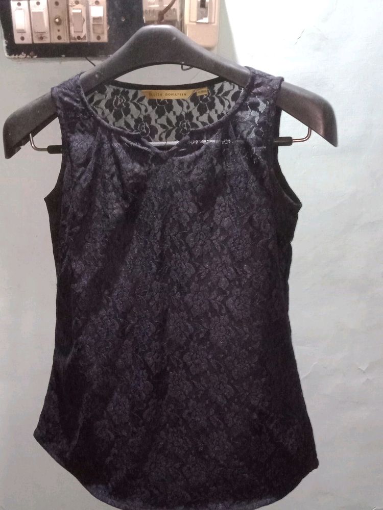 Black Net Sleevesless Top