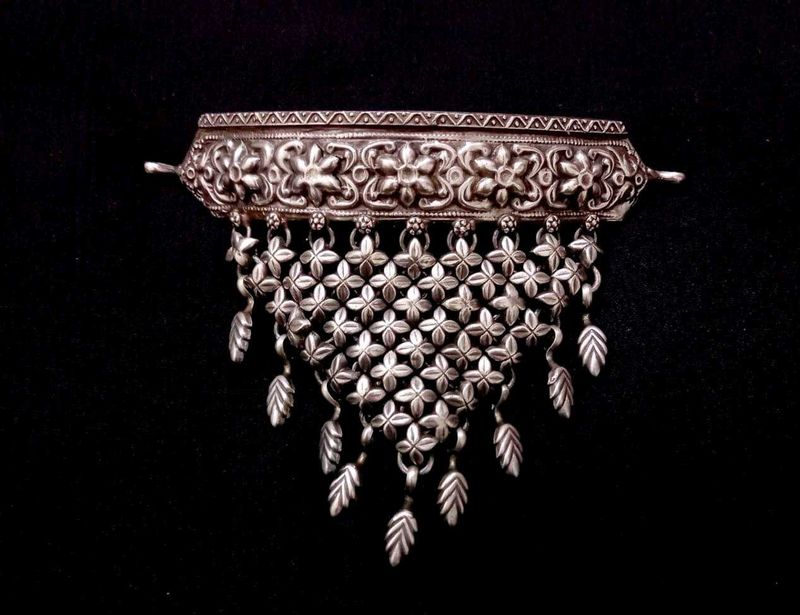 Oxidised Choker