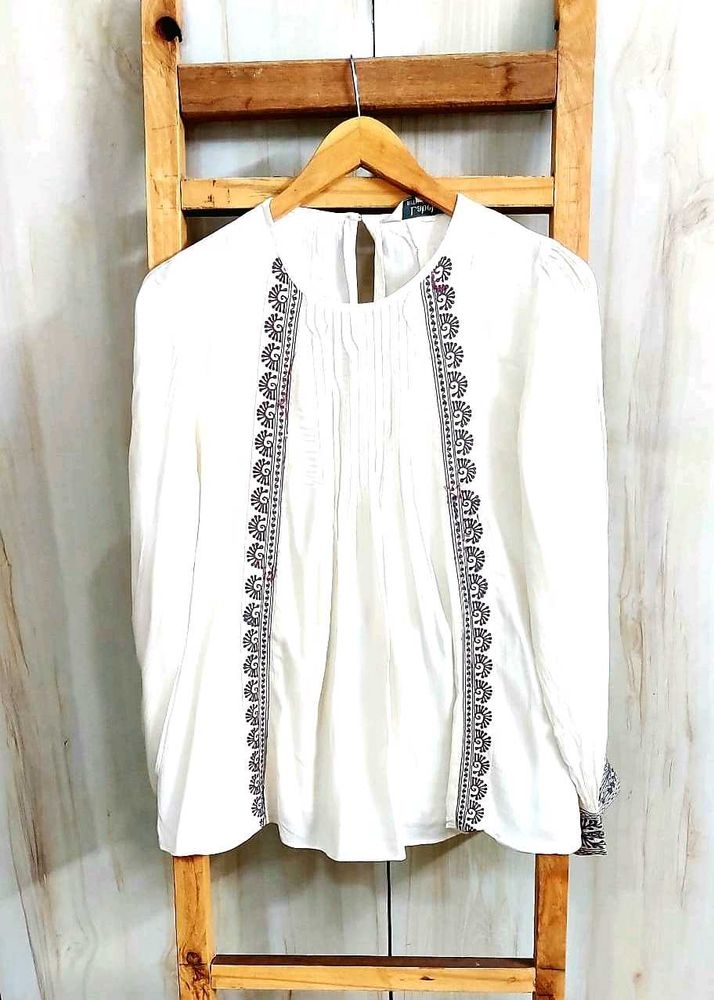 Embroidered White Top size 40-42