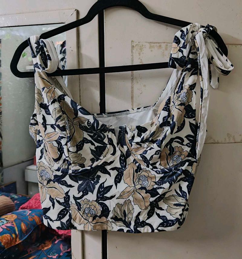 Floral Print Tie Shoulder Crop Top