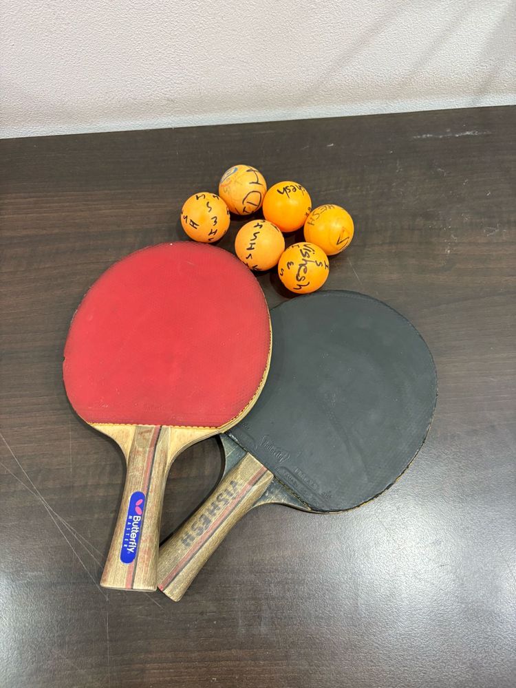 Branded TT Rackets With 6 Balls