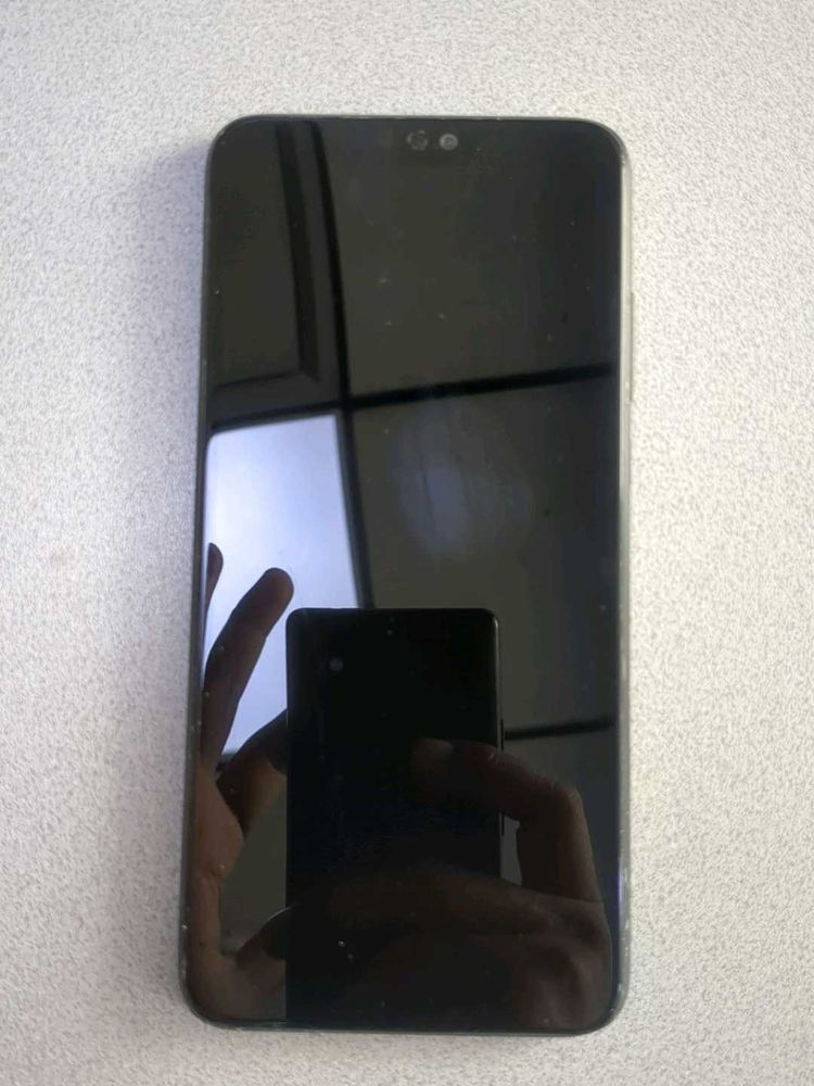 Honor 8x 4gb ram  64 gb storage